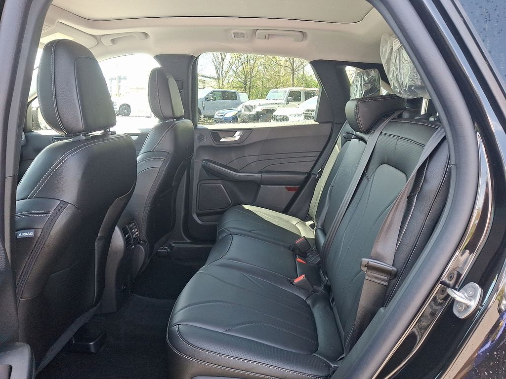 2025 Ford Escape Plug-in hybrid PHEV - Photo 8