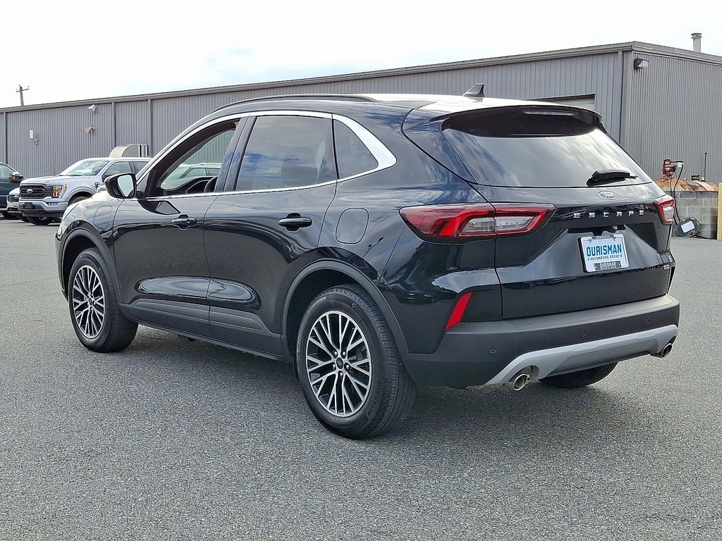 2025 Ford Escape Plug-In Hybrid Base photo 3