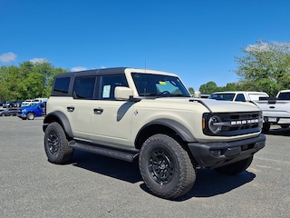2026 Ford Bronco Outer Banks SUV