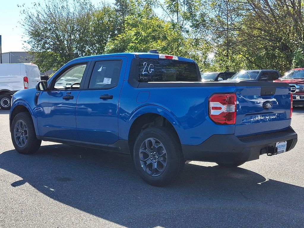 2025 Ford Maverick XLT photo 2