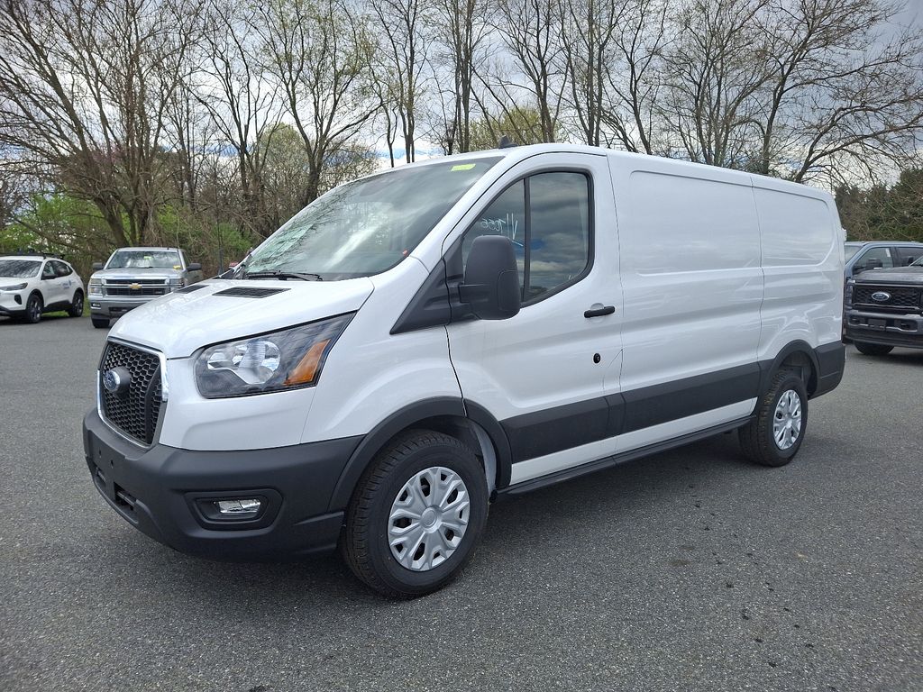 2025 Ford Transit photo 3