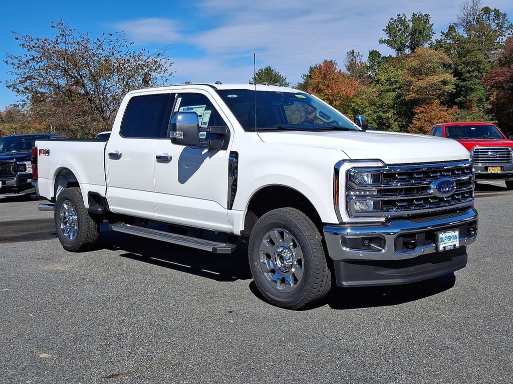2026 Ford F-350 Super Duty Lariat's photo