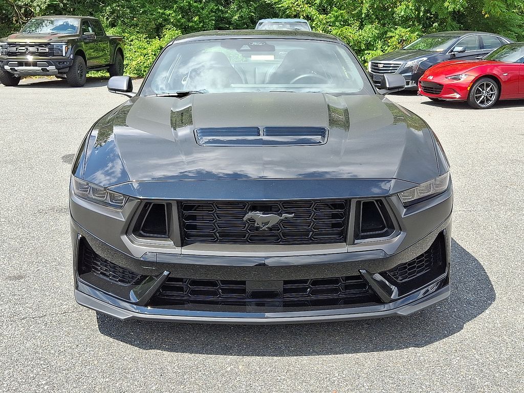 2024 Ford Mustang Dark Horse photo 2
