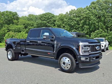 2024 Ford F-450SD Limited Truck