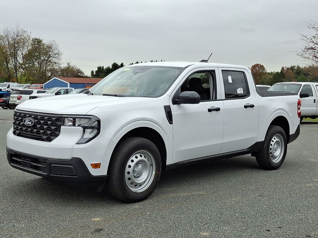 New 2025 Ford Maverick XL Truck