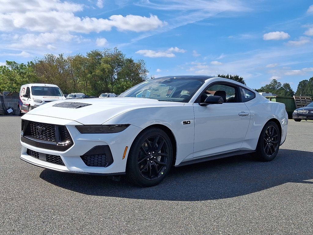 2025 Ford Mustang GT photo 2