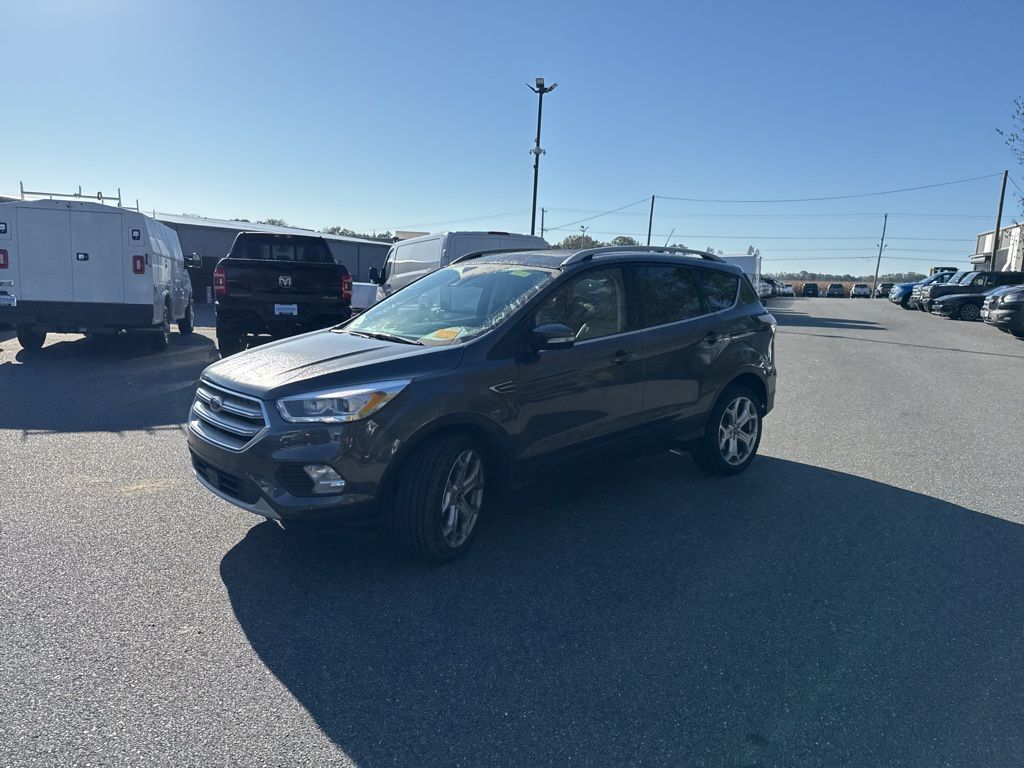 2018 Ford Escape Titanium photo 2