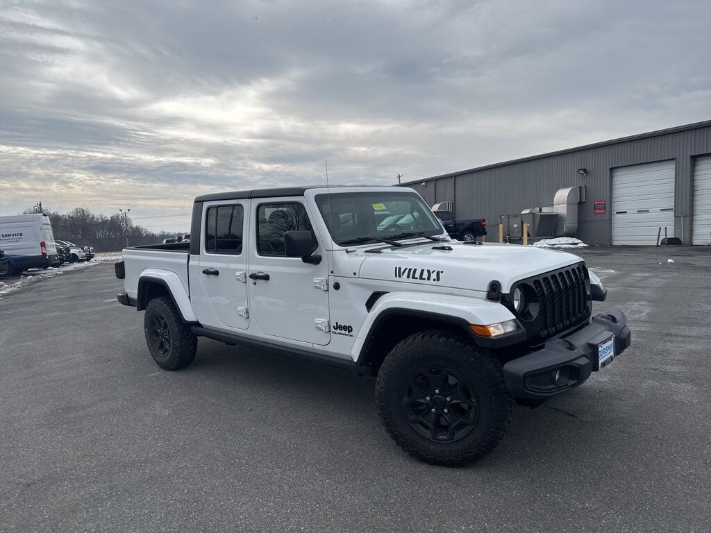 Used 2021 Jeep Gladiator Sport Truck