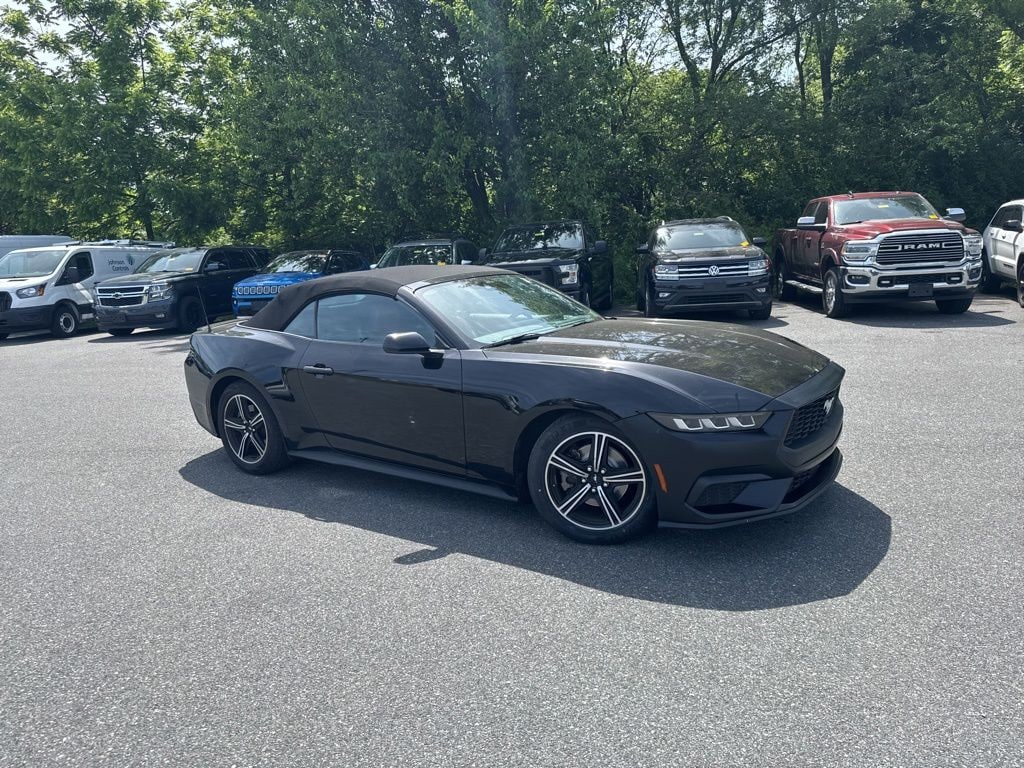 2024 Ford Mustang EcoBoost Premium Convertible's photo