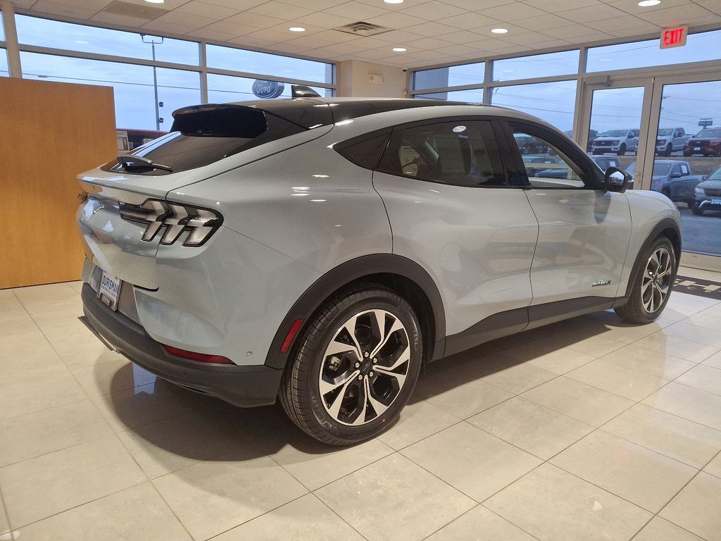 2024 Ford Mustang Mach-E Select - Photo 4