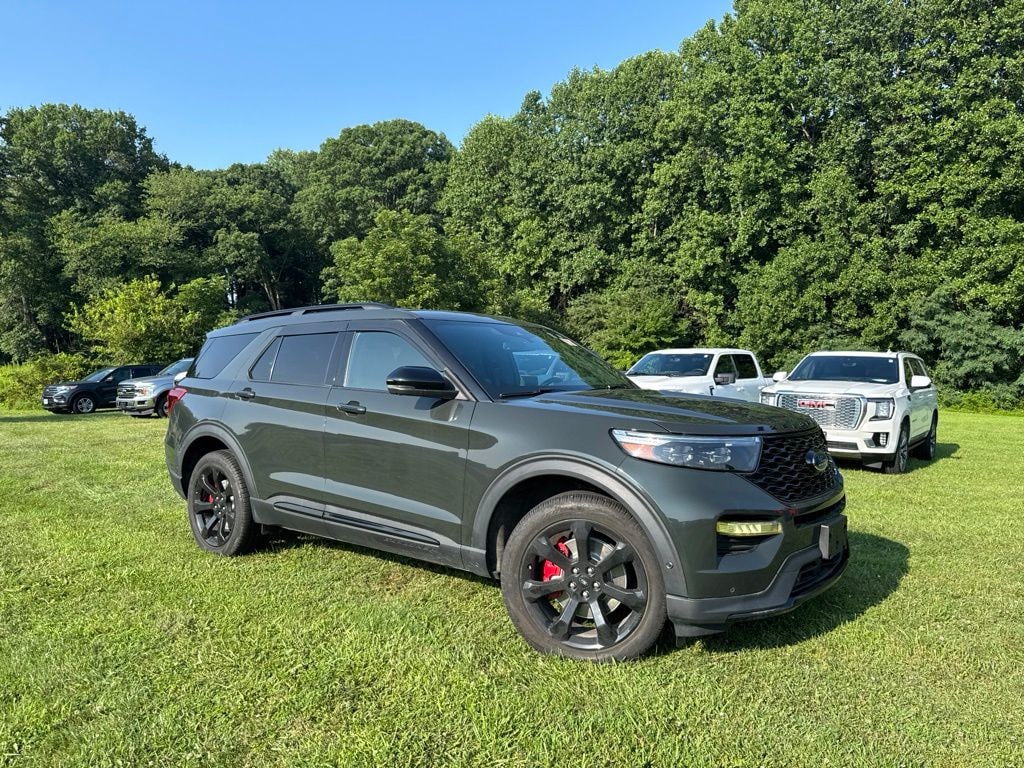 2023 Ford Explorer SUV 