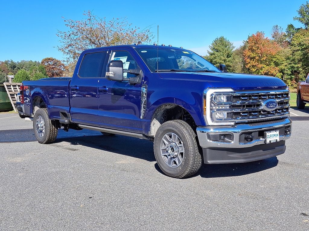 2026 Ford F-350 Super Duty Lariat's photo