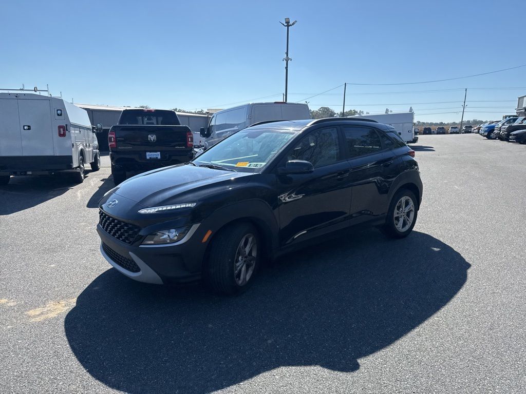 2023 Hyundai Kona SEL photo 3