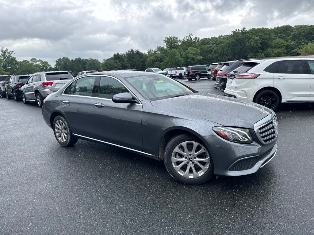 2019 Mercedes-Benz E-Class E300 4MATIC's photo