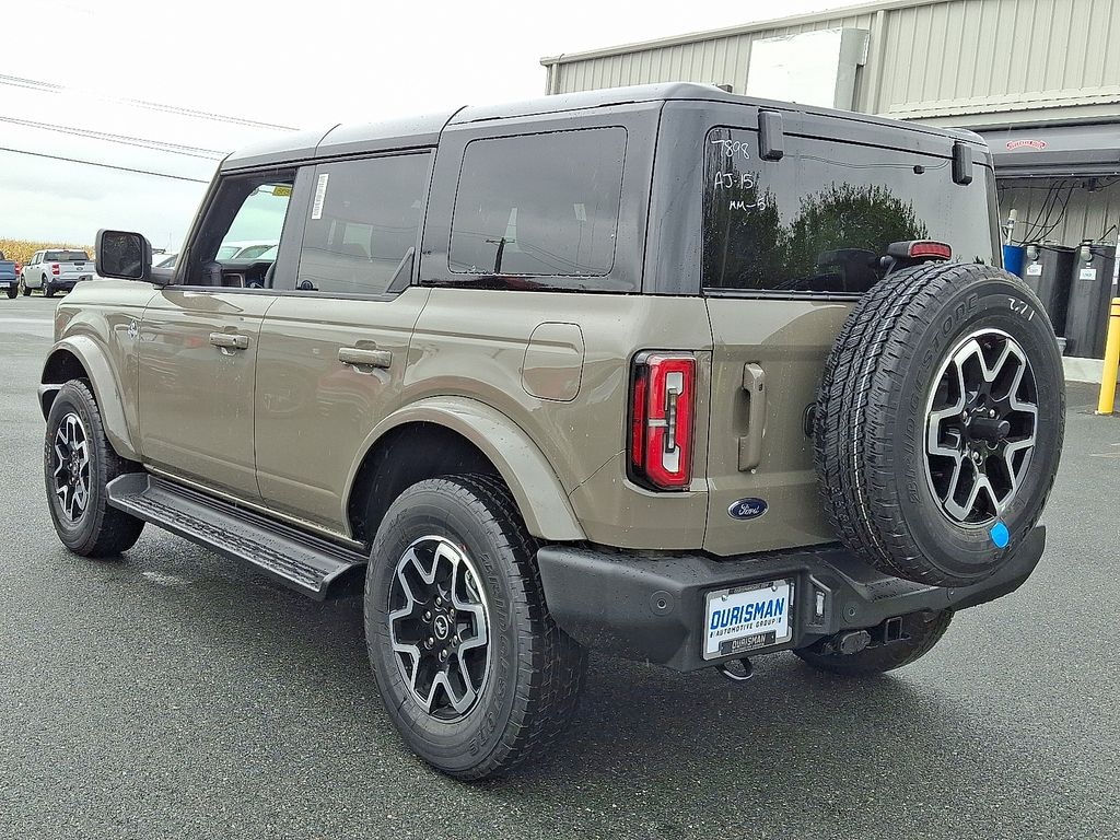 New 2025 Ford Bronco Outer Banks SUV