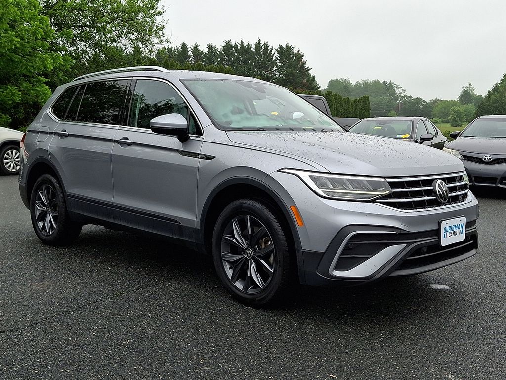 2022 Volkswagen Tiguan 2.0T SE 4Motion's photo