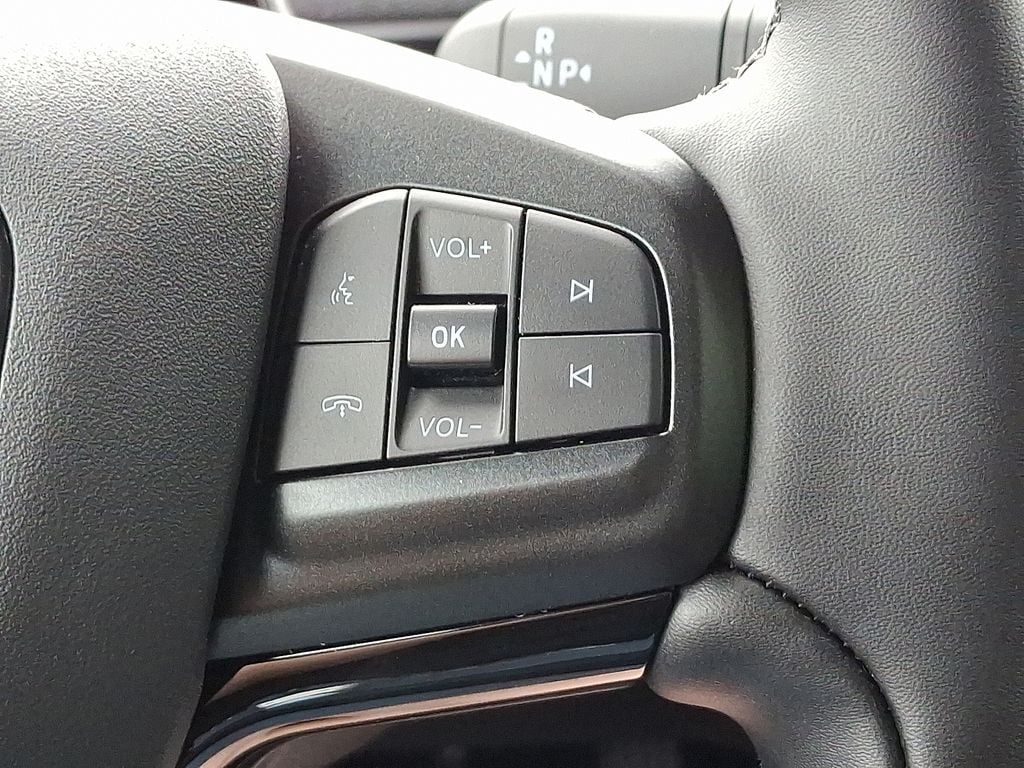 2025 Ford Mustang Mach-E Select - Photo 16