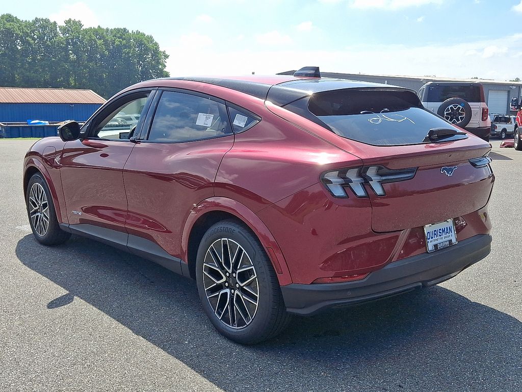 2025 Ford Mustang Mach-E Premium photo 4