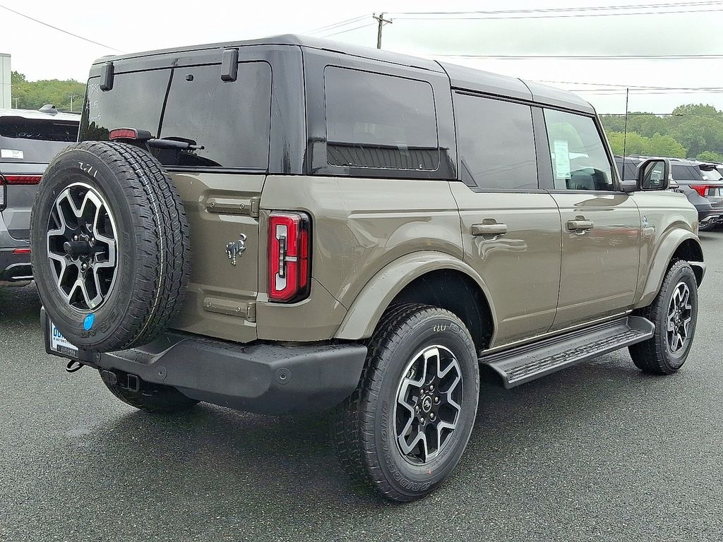 New 2025 Ford Bronco Outer Banks SUV