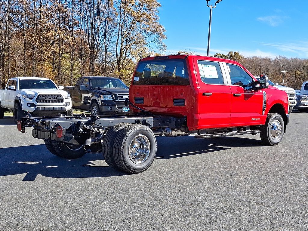 2026 Ford F-350 photo 4