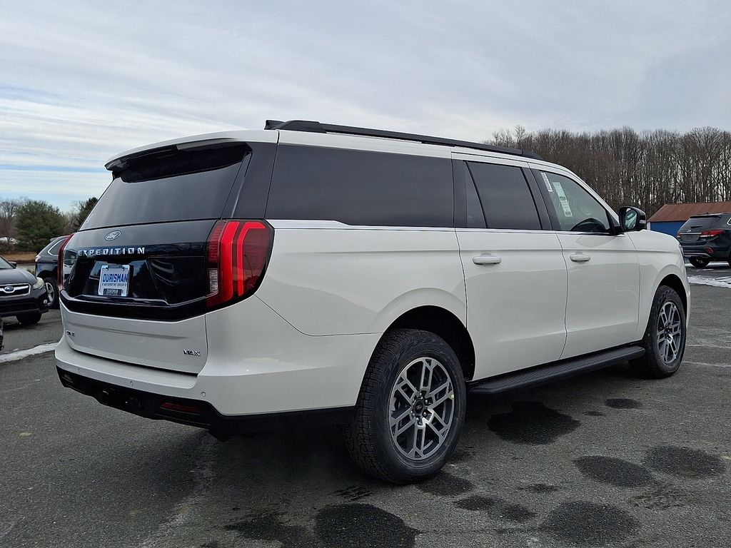 2026 Ford Expedition MAX Active - Photo 6