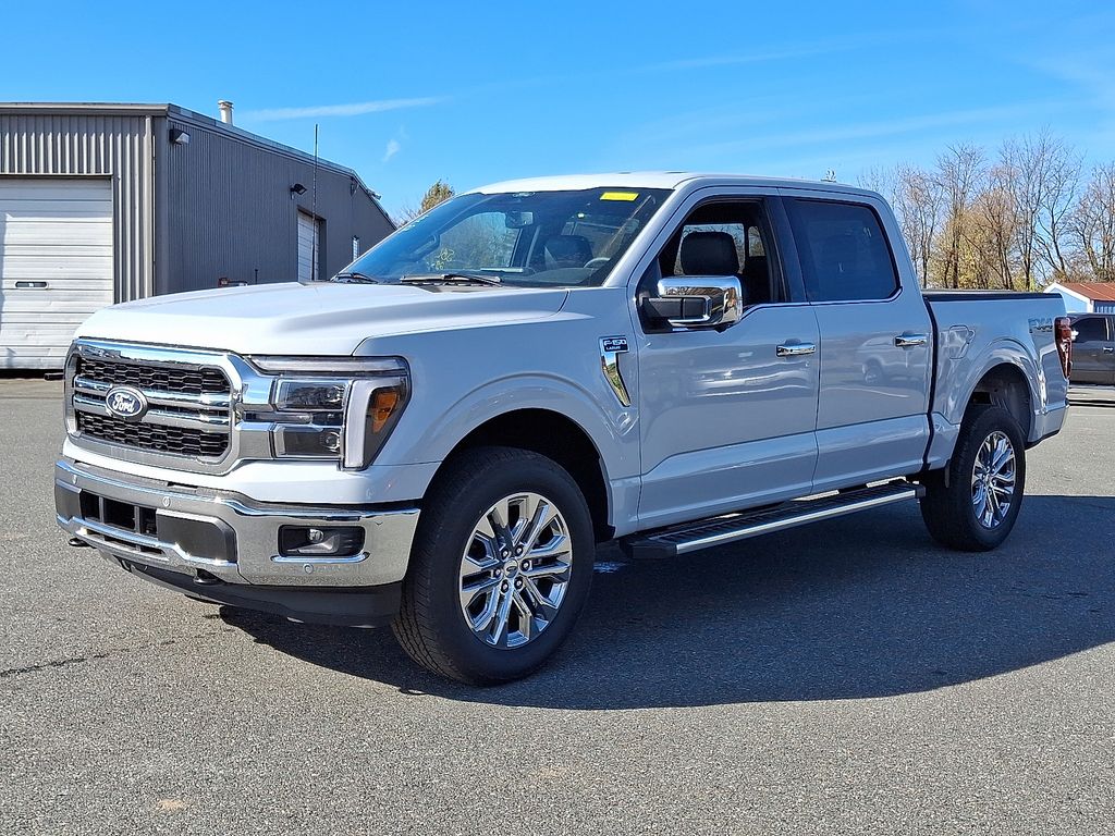 2025 Ford F-150 Lariat photo 2