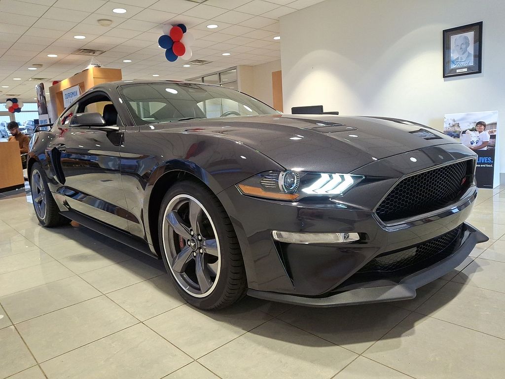 2022 Ford Mustang Coupe 