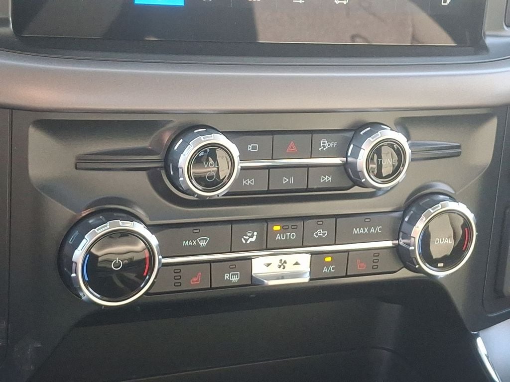 2025 Ford F-150 XLT - Photo 14