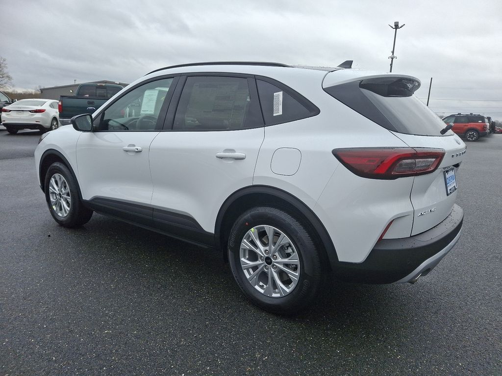 2025 Ford Escape Active photo 4