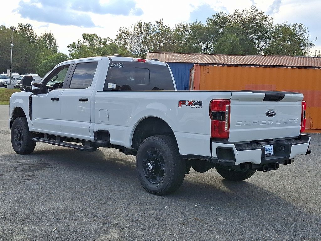 2026 Ford F-250 photo 3