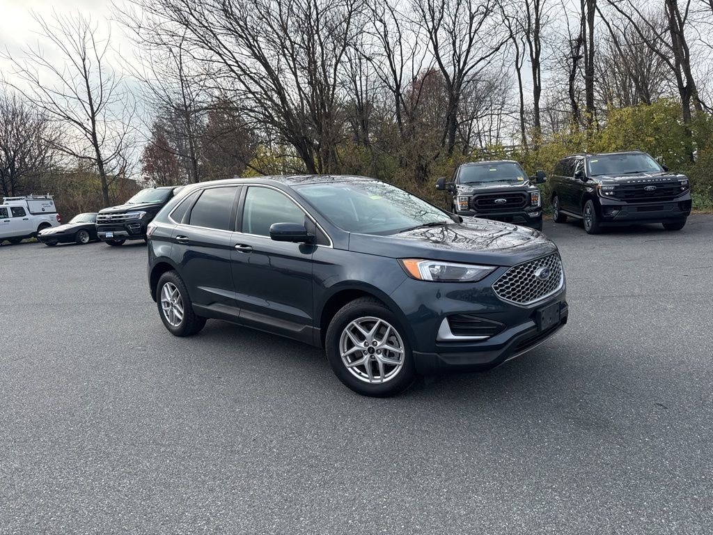 Used 2024 Ford Edge SEL SUV