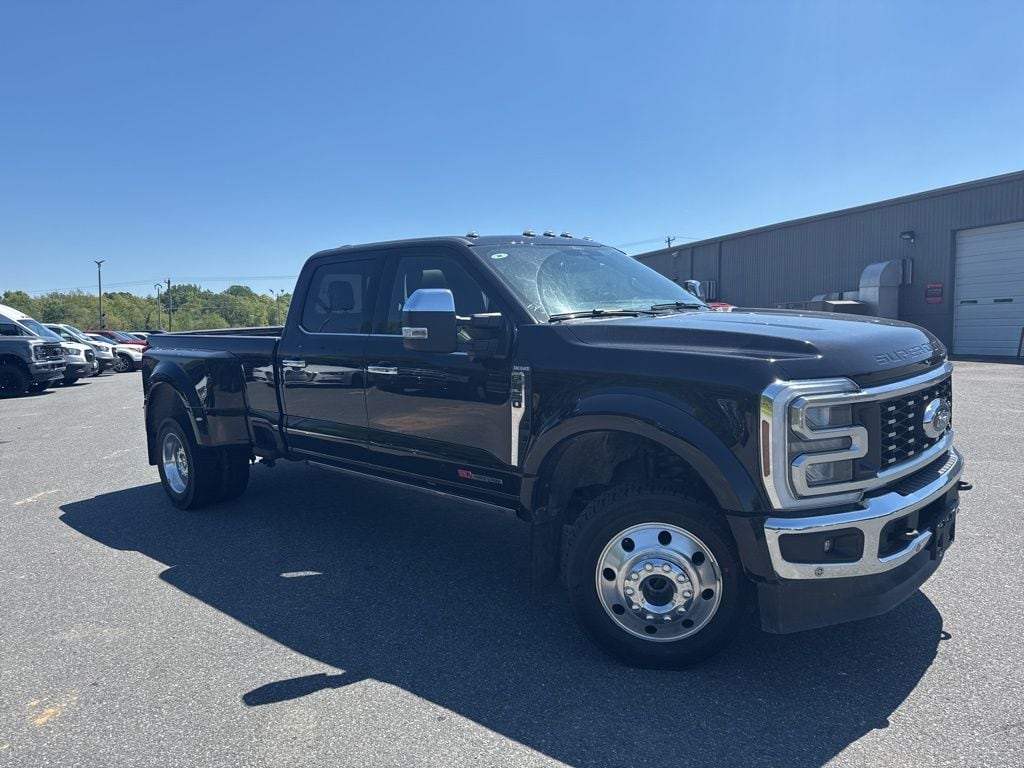 2025 Ford F-450 King Ranch 4x4 Crew Cab 8' Box DRW's photo