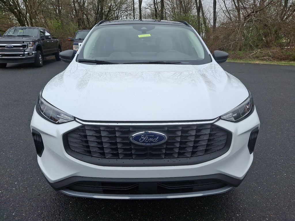 2025 Ford Escape Active photo 2