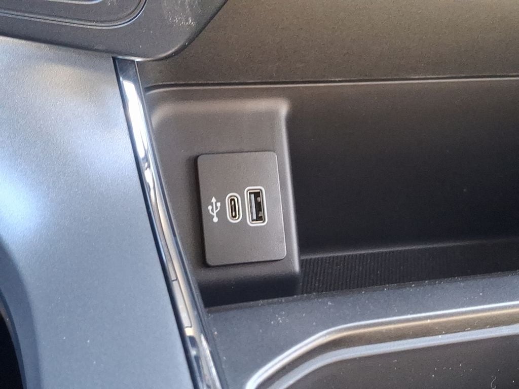 2025 Ford F-150 XLT - Photo 19