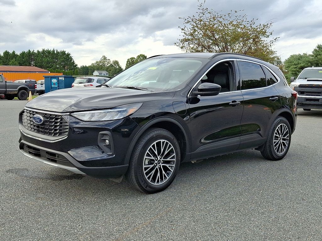 2025 Ford Escape Plug-In Hybrid Base photo 2
