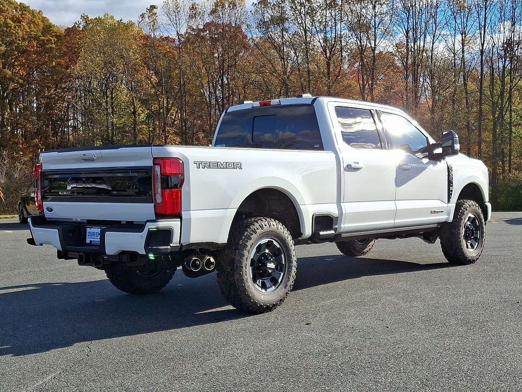 2026 Ford F-350 Platinum photo 4