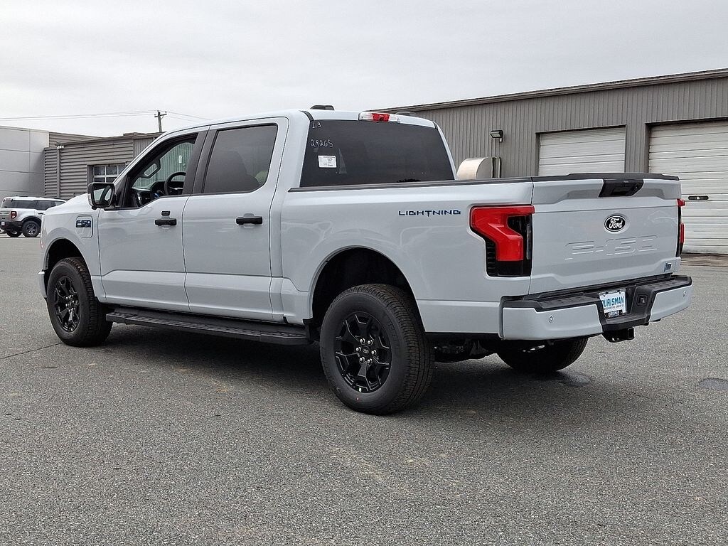 New 2025 Ford F-150 Lightning XLT Truck