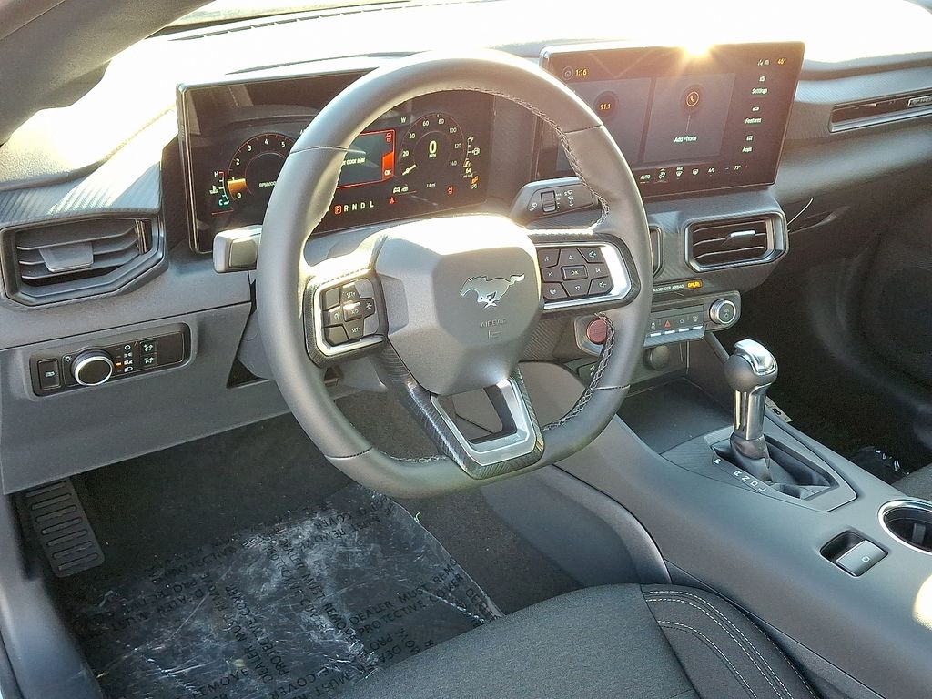2026 Ford Mustang EcoBoost Fastback - Photo 6