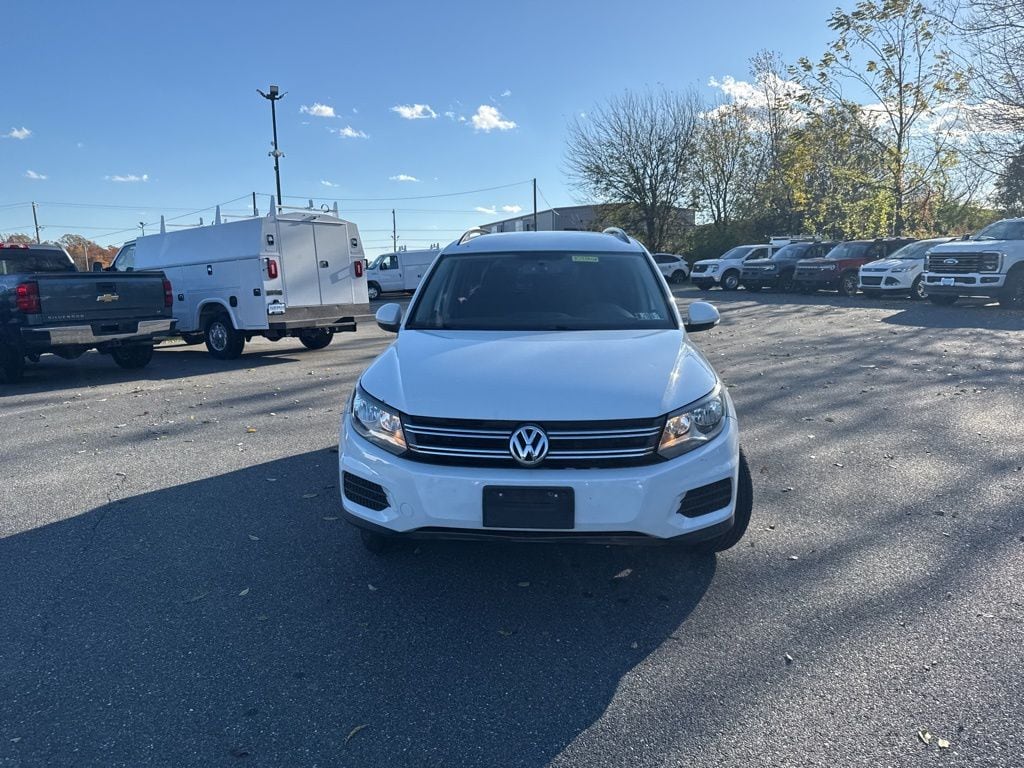 Used 2017 Volkswagen Tiguan Limited Base with VIN WVGAV7AX0HK045090 for sale in Rising Sun, MD