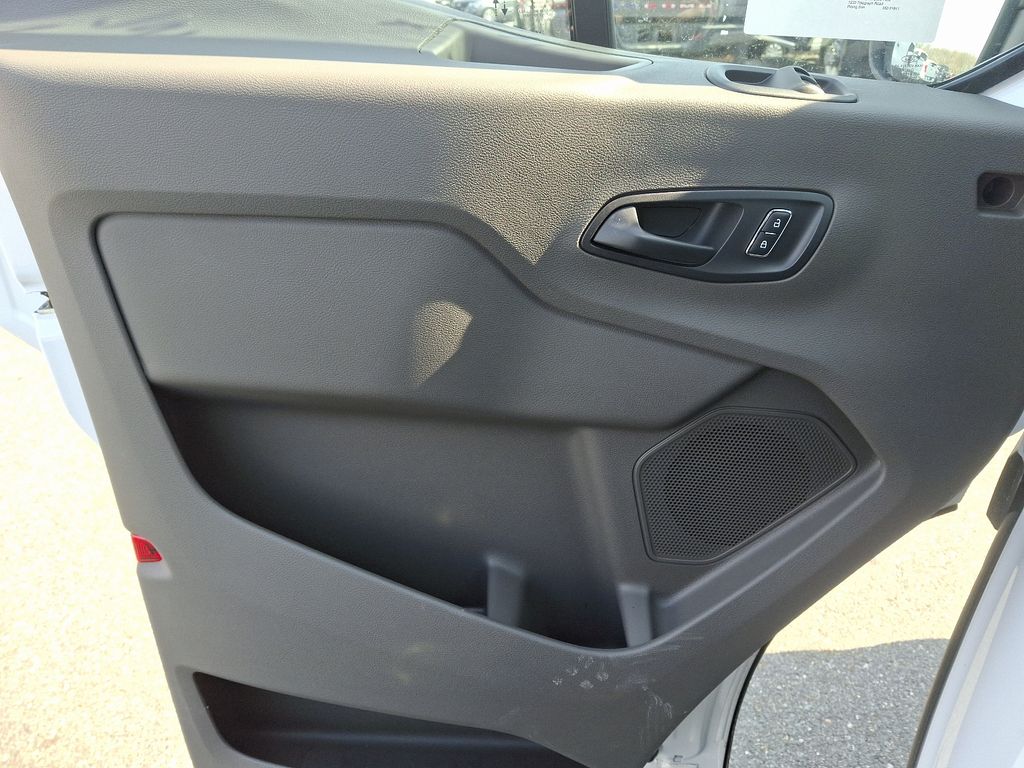 2025 Ford Transit Van Base - Photo 9