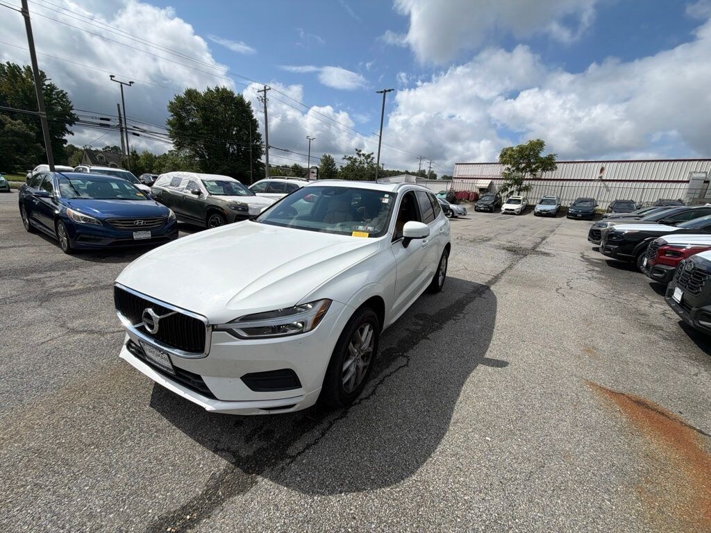 Used 2020 Volvo XC60 T5 Momentum SUV