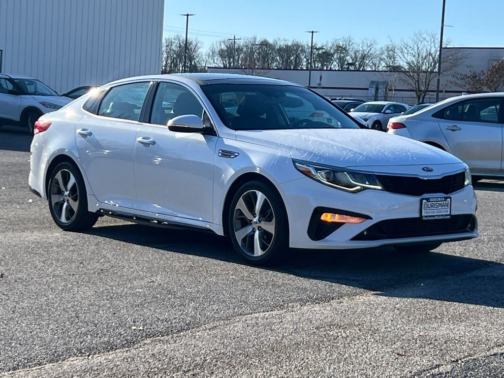 2019 Kia Optima S's photo