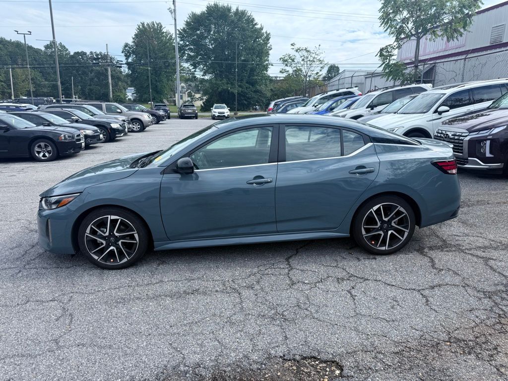 2024 Nissan Sentra SR photo 4