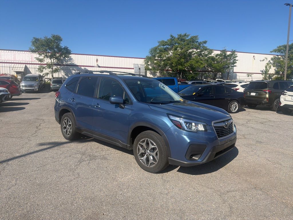 2020 Subaru Forester Premium's photo