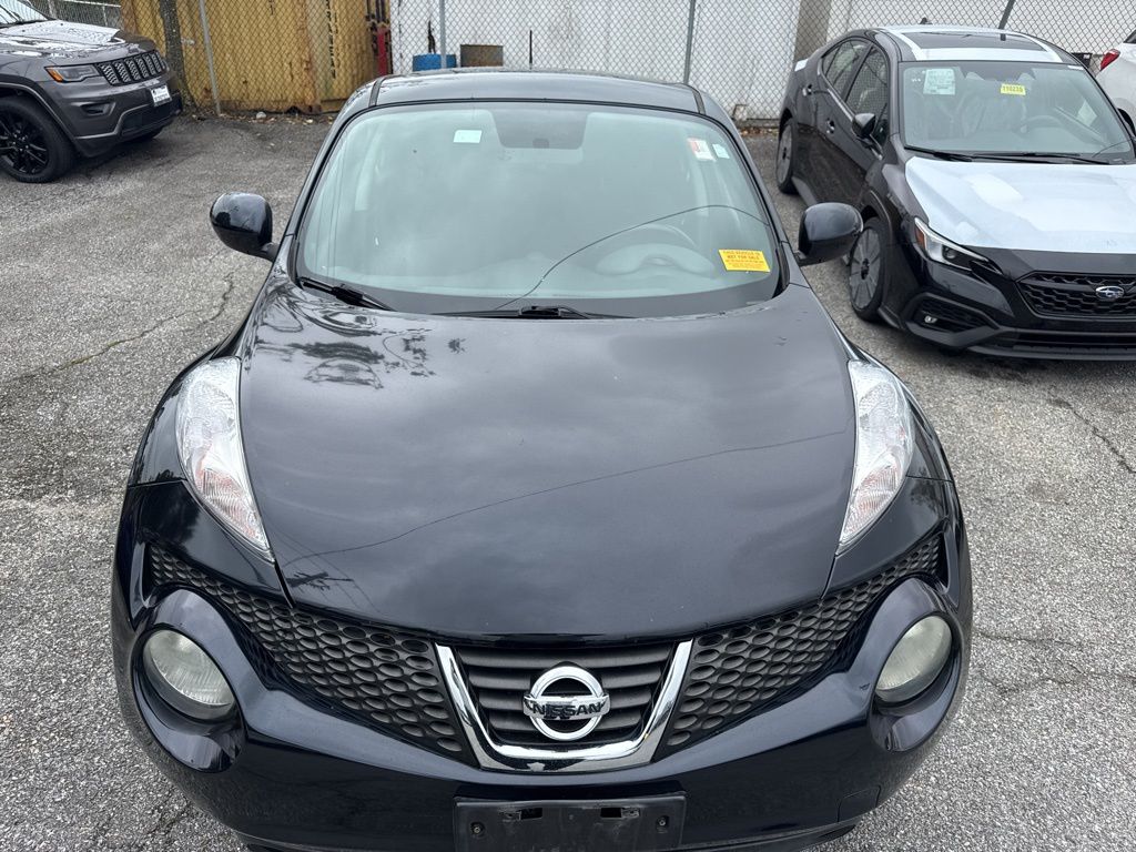 2013 Nissan Juke SV photo 2