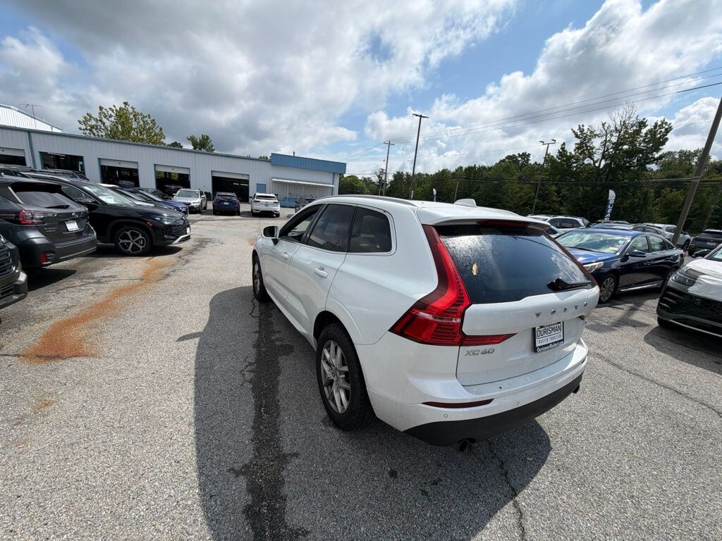Used 2020 Volvo XC60 T5 Momentum SUV