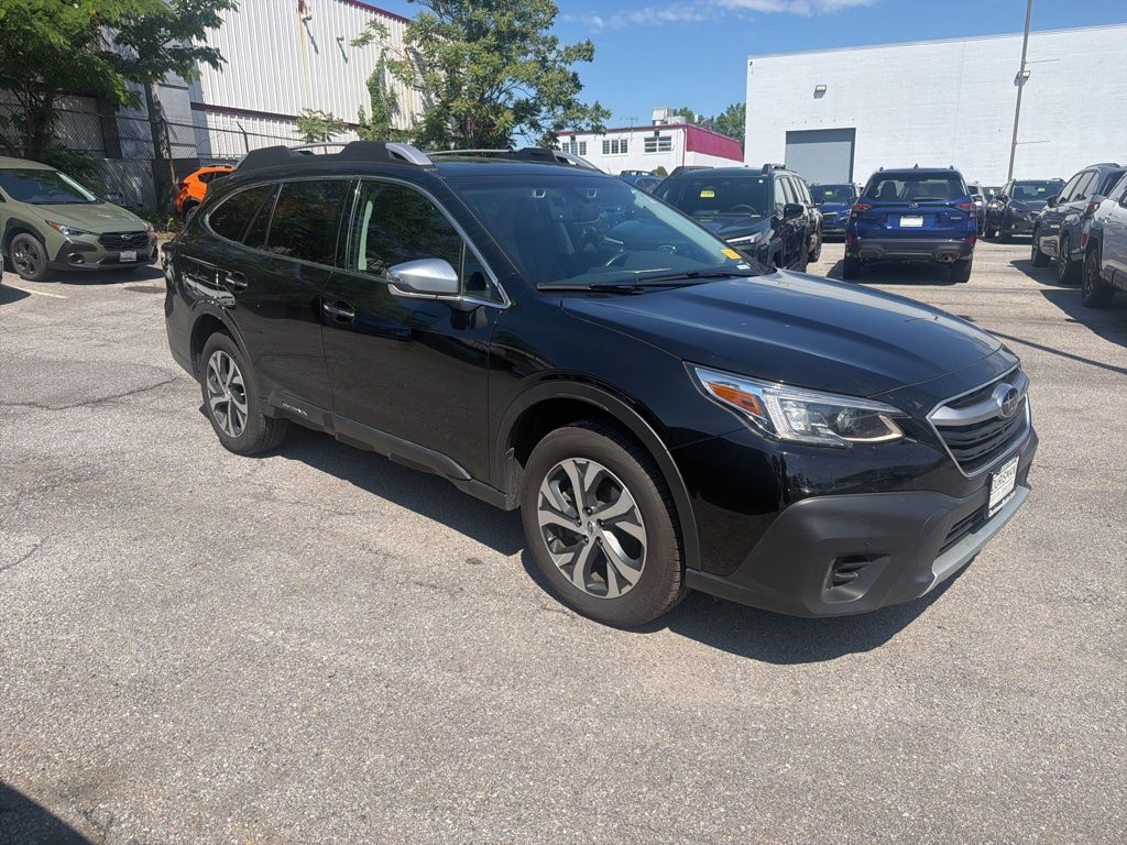 2022 Subaru Outback Touring's photo
