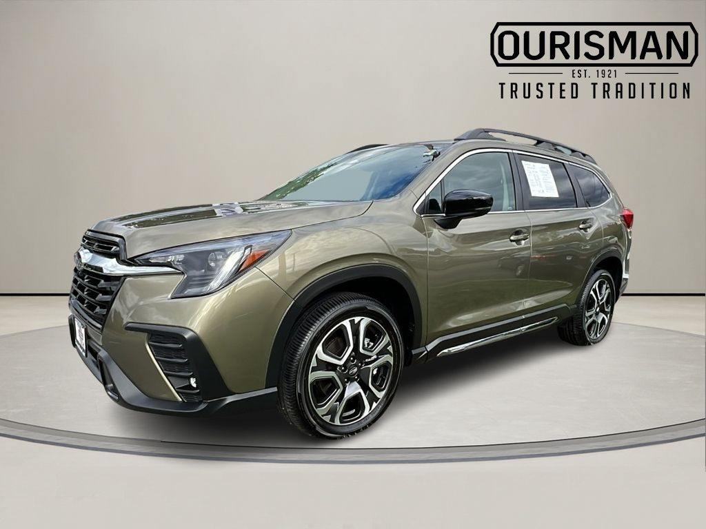 2025 Subaru Ascent Limited photo 2