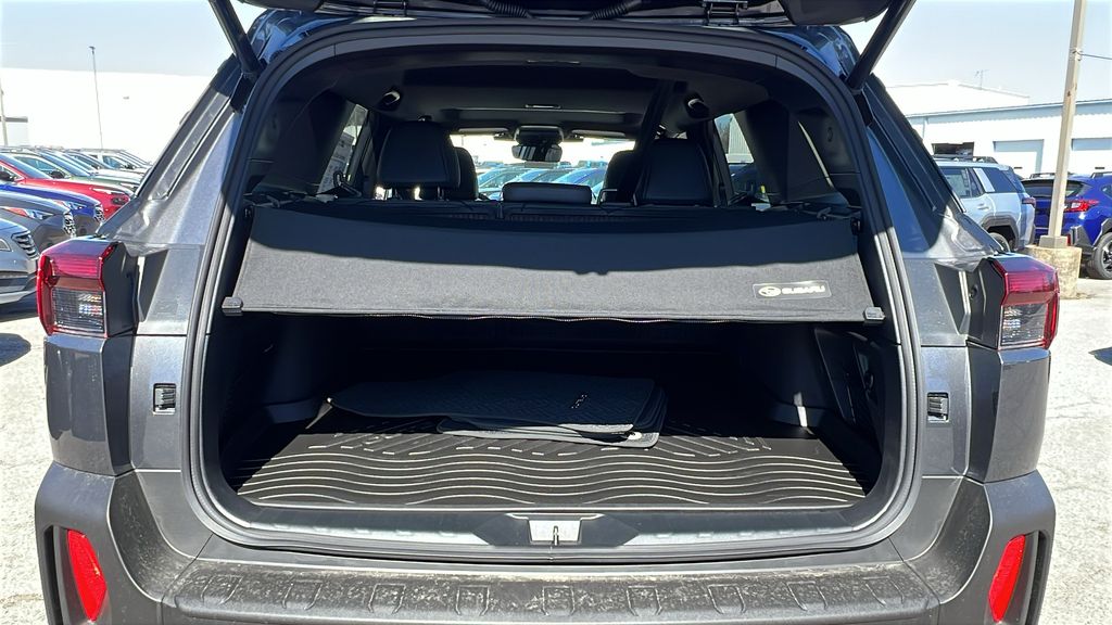 2026 Subaru Outback Limited - Photo 13