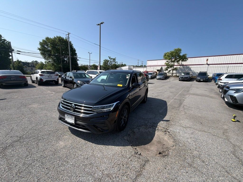 Used 2023 Volkswagen Tiguan 2.0T SE SUV